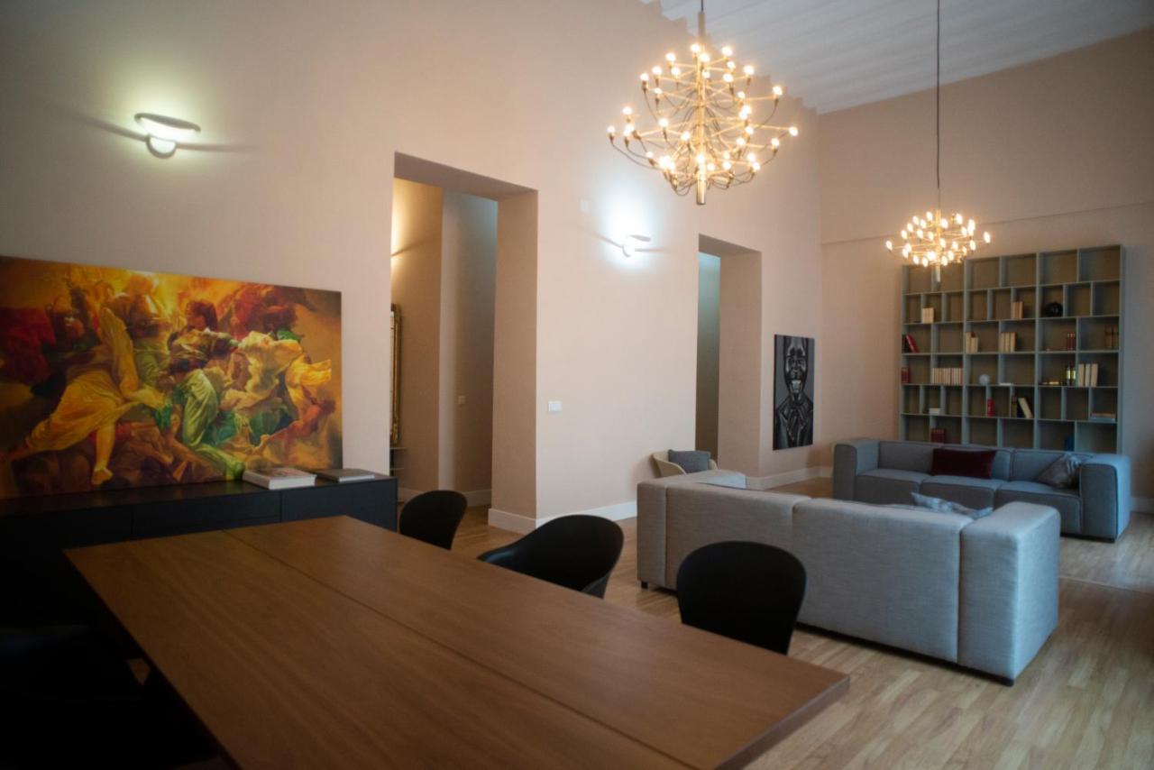 Casa Plaza De Las Flores Cadiz Grupo Ac Gestion מראה חיצוני תמונה